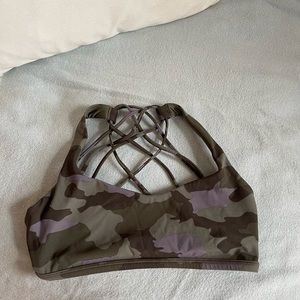 Lululemon Free to be Wild bra